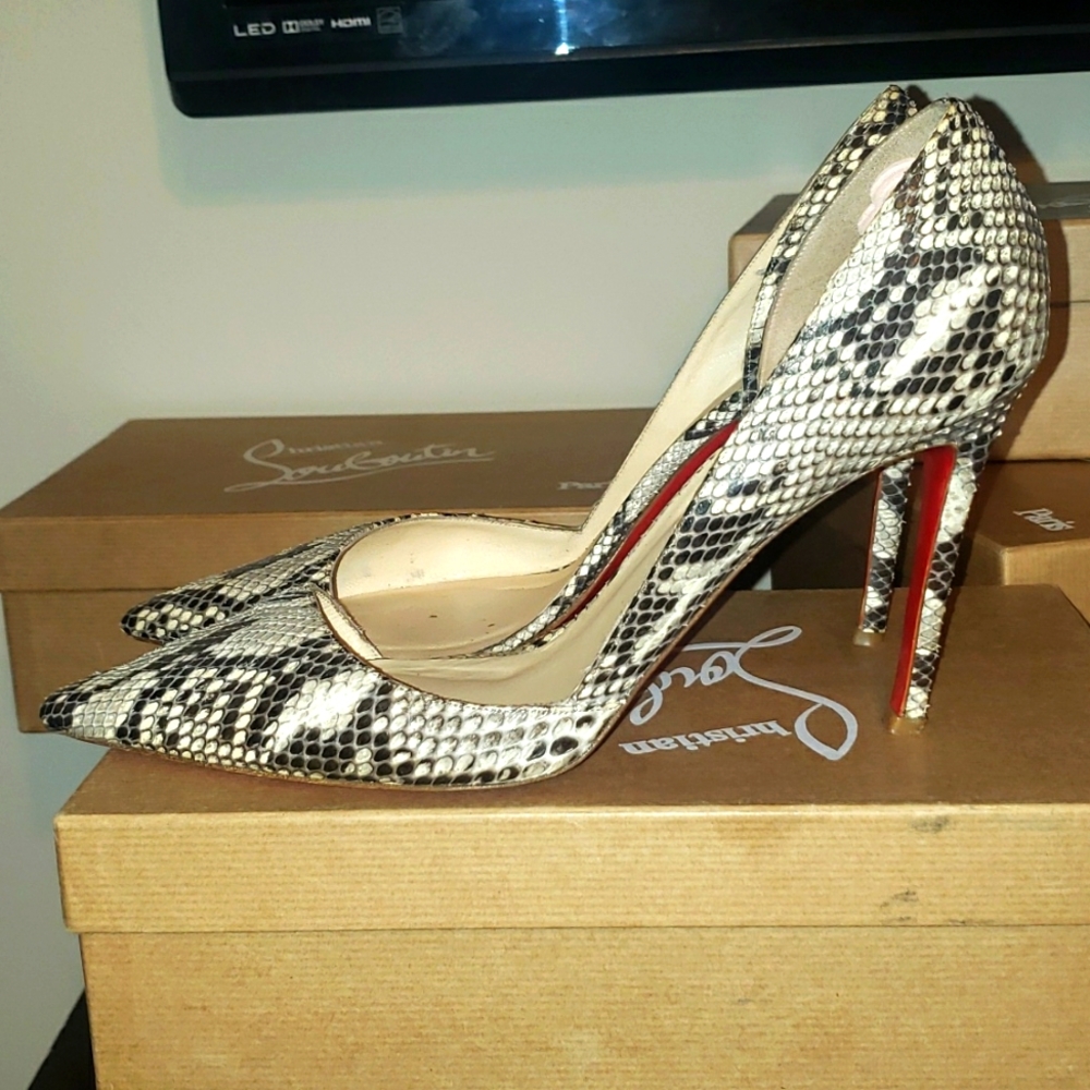 Christian Louboutin New Helmut 42